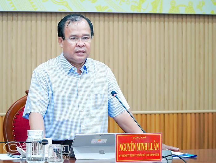 Đồng chí Nguyễn Minh Luân, Phó Chủ tịch UBND tỉnh, Trưởng Ban Chỉ đạo Kỳ thi tốt nghiệp THPT tỉnh Cà Mau năm 2026, phát biểu kết luận hội nghị.