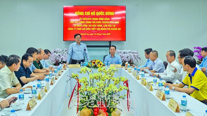  Tại buổi làm việc với Tập đoàn Thủy sản Minh Phú, Phó Thủ tướng Chính phủ Hồ Quốc Dũng mong muốn doanh nghiệp tiếp tục mở rộng quy mô sản xuất, phát triển thị trường xuất khẩu, nhất là các sản phẩm giá trị gia tăng; góp phần giải quyết việc làm, thúc đẩy tăng trưởng kinh tế của tỉnh và ngành thủy sản Việt Nam.