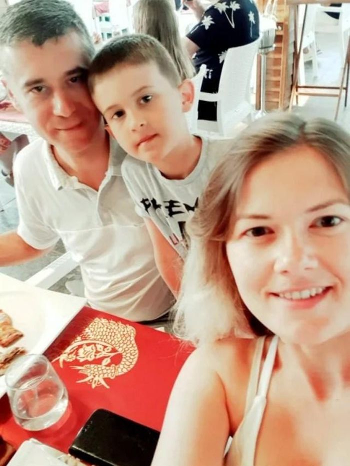 Chuỗi bằng chứng thu thập được cho thấy bà mẹ đã dìm chết con trai trước khi tự kết liễu cuộc đời mình. Ảnh: Metro