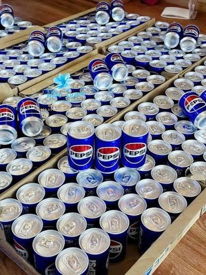 Chi tiết nhỏ này giúp lon nước ngọt đứng vững hơn.
