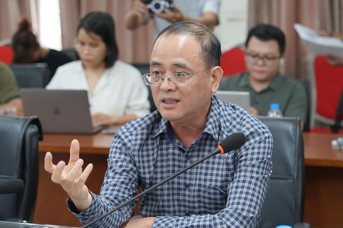 Ông Nguyễn Văn Khôi, Trưởng Ban Tiêu chuẩn, Ủy ban Tiêu chuẩn Đo lường Quốc gia (Bộ Khoa học và Công nghệ): Xăng E10 được bổ sung đầy đủ các quy định với khoảng 20 thông số kỹ thuật được kiểm định bằng nhiều phương pháp thử. Ảnh: Chinhphu.vn