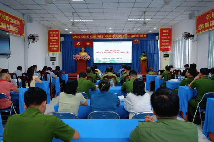 Quang cảnh hội nghị - Ảnh: H.Vinh