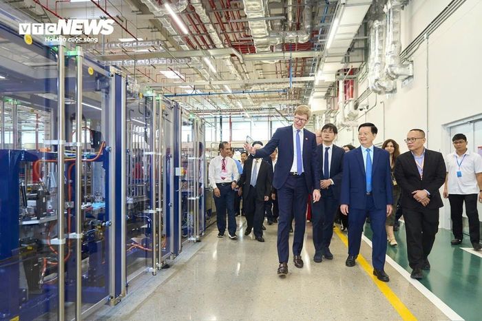 TP.HCM đang là địa phương dẫn đầu cả nước với lũy kế 21.310 dự án FDI còn hiệu lực, với tổng vốn hơn 146,8 tỷ USD, trong đó có nhiều dự án công nghệ hiện đại. (Ảnh: H. Linh)