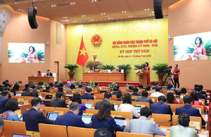 Quang cảnh kỳ họp.