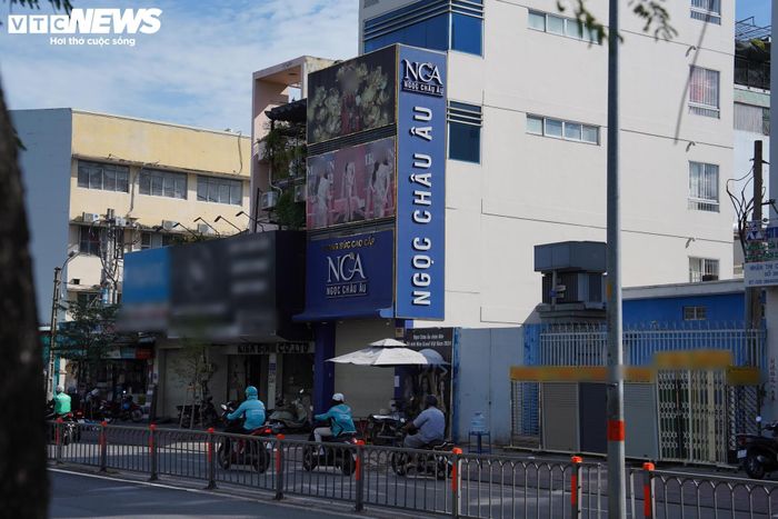 Doanh nghiệp do bà Hoàng Thị Thanh Nga làm Giám đốc được biết đến là đơn vị từng tài trợ cho nhiều cuộc thi hoa hậu tại Việt Nam.