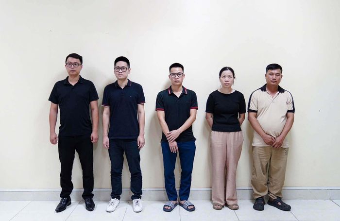 Các bị can bị khởi tố về tội xâm phạm quyền tác giả, quyền liên quan quy định tại khoản 1, Điều 225 Bộ luật Hình sự.