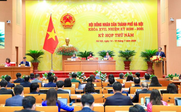 Bí thư Thành ủy Hà Nội Trần Đức Thắng phát biểu chỉ đạo tại kỳ họp. Ảnh Thành Thái