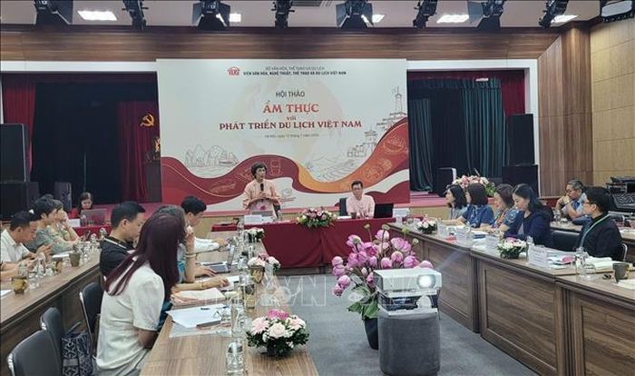 Hội thảo "Ẩm thực với phát triển du lịch Việt Nam". Ảnh: BVHTTDL