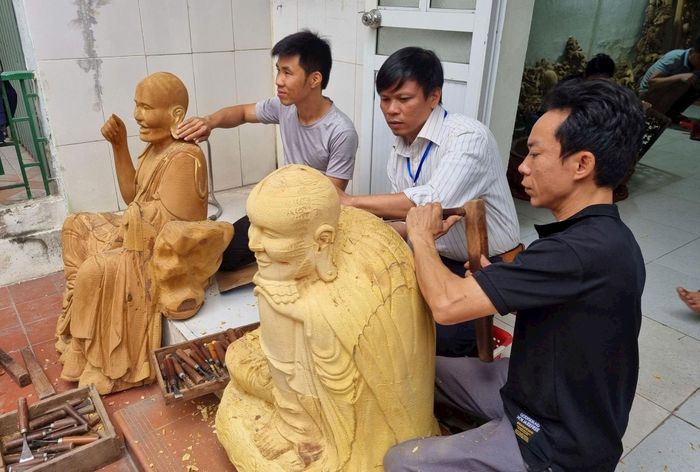 Làng nghề điêu khắc sơn mỹ nghệ xã Sơn Đồng là thành viên của Mạng lưới các thành phố thủ công sáng tạo thế giới. Ảnh: Ánh Dương