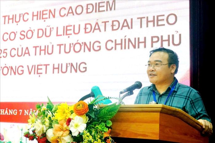 Chủ tịch UBND phường Việt Hưng Vũ Xuân Trường phát biểu chỉ đạo tại hội nghị. Ảnh: B.Duy