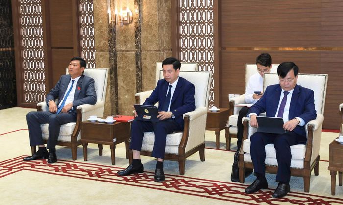 Các đại biểu thành phố Hà Nội tại buổi làm việc. Ảnh: Quang Thái