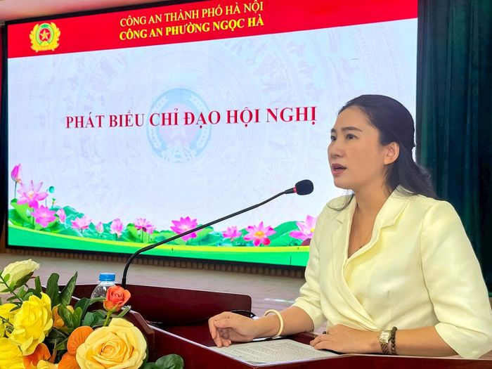 Bí thư Đảng ủy phường Ngọc Hà Đỗ Thị Lan Hương phát biểu tại hội nghị. Ảnh: DK