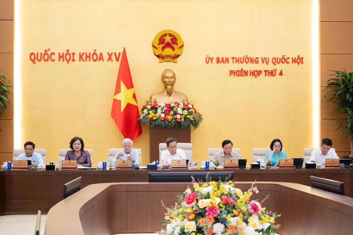 Chủ tịch Quốc hội Trần Thanh Mẫn và các Phó Chủ tịch Quốc hội tại phiên họp. Ảnh: media.quochoi.vn