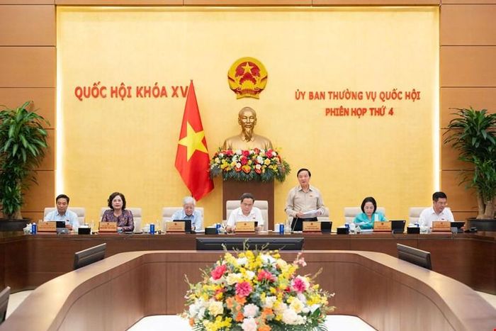Chủ tịch Quốc hội Trần Thanh Mẫn chủ trì, Phó Chủ tịch Quốc hội Nguyễn Khắc Định điều hành Phiên họp. Ảnh: media.quochoi.vn