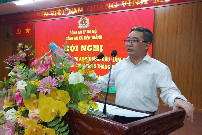 Phó Bí thư Đảng ủy, Chủ tịch UBND xã Tiến Thắng Nguyễn Minh Hải phát biểu tại hội nghị. Ảnh: PV