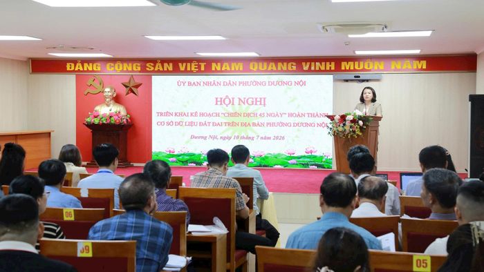 UBND phường Dương Nội tổ chức hội nghị tập huấn triển khai kế hoạch. Ảnh: Thu Oanh