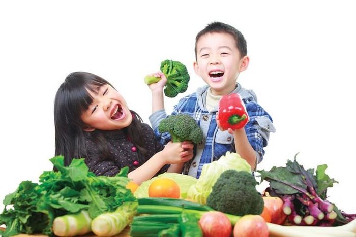 Xây dựng thói quen dinh dưỡng lành mạnh cho trẻ.