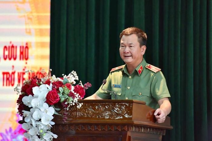Thiếu tướng Bùi Quang Bình, Giám đốc Công an thành phố Hải Phòng phát biểu tại buổi lễ. Ảnh; Việt Cường