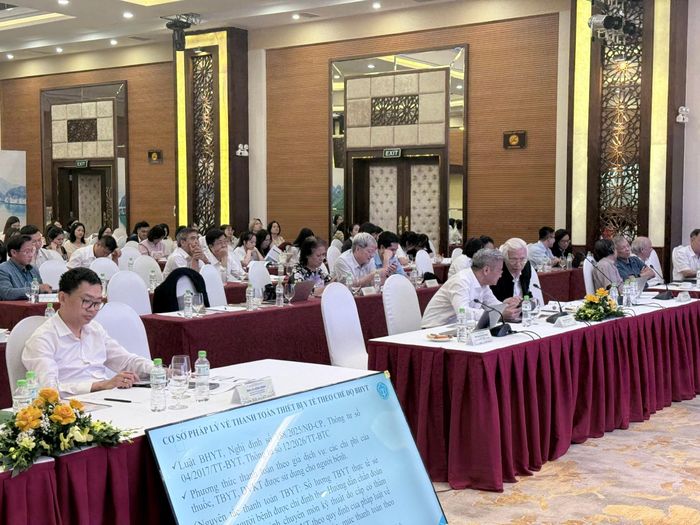 Các đại biểu tham dự hội thảo.