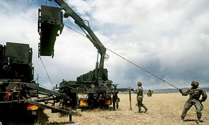 Nếu đúng như tuyên bố của IRGC, đây sẽ là một đòn đánh nhằm trực tiếp vào năng lực cảnh giới và phòng không của lực lượng Mỹ tại Bahrain. Tuy nhiên, đến nay chưa có nguồn tin độc lập xác nhận mức độ thiệt hại mà Iran công bố.