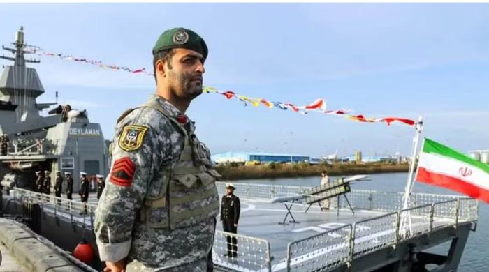 Ông đồng thời cáo buộc Washington vi phạm bản ghi nhớ đã ký với Tehran khi thiết lập một tuyến hàng hải mới tại eo biển Hormuz, dù trước đó đã chấp nhận cách sắp xếp của Iran đối với hoạt động hàng hải trong khu vực.