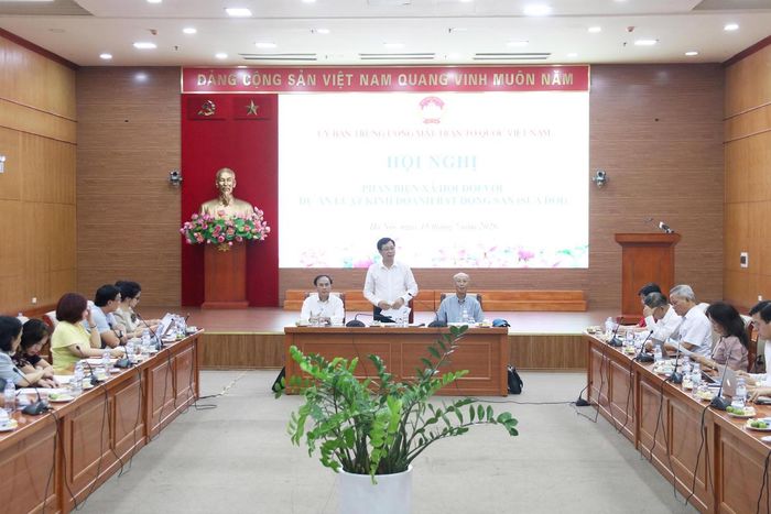 Phó Chủ tịch Cao Xuân Thạo phát biểu tại Hội nghị.