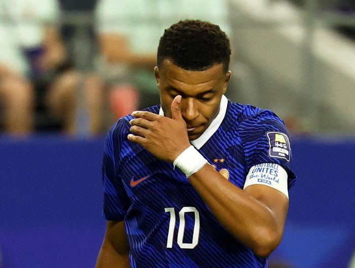 Mbappe lại ôm hận trước Lamine Yamal.
