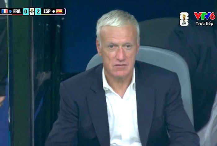 HLV Deschamps không thể giúp Pháp có lần thứ ba liên tiếp lọt vào trận chung kết World Cup