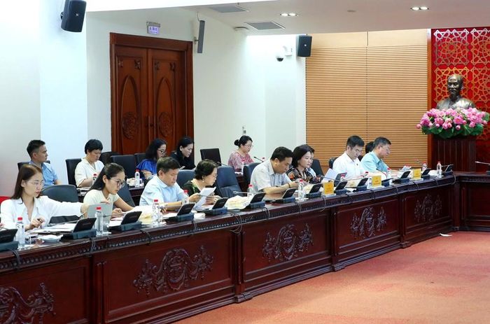 Các đại biểu tham dự tọa đàm