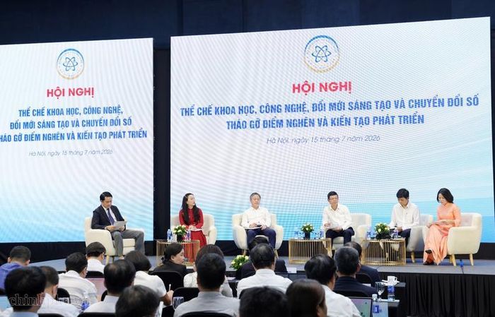 Các đại biểu thảo luận tại Hội nghị - Ảnh: VGP/Gia Huy