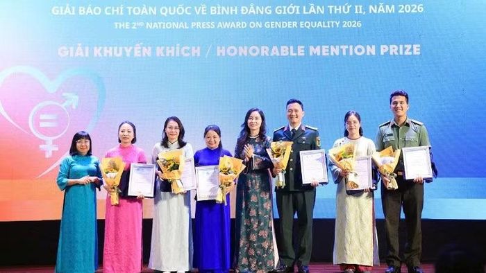 Các tác phẩm đoạt giải đã tiếp cận vấn đề bình đẳng giới từ nhiều góc độ phong phú và gần gũi với đời sống. (Ảnh: TUẤN ANH)