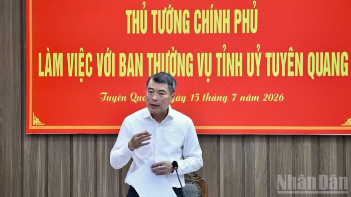 Thủ tướng Chính phủ Lê Minh Hưng yêu cầu Tuyên Quang nỗ lực vượt mọi khó khăn, quyết tâm đạt mục tiêu tăng trưởng đề ra. (Ảnh: THANH GIANG)