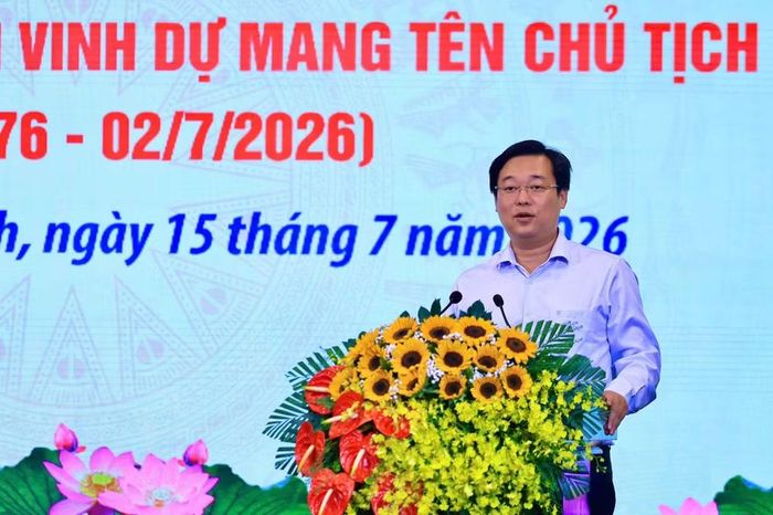 Đồng chí Lê Quốc Phong, Ủy viên Trung ương Đảng, Phó Bí thư Thường trực Thành ủy phát biểu tại hội nghị.