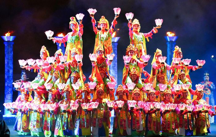Phó Thủ tướng Lê Tiến Châu yêu cầu TP Huế phối hợp với Bộ Văn hóa, Thể thao và Du lịch thí điểm xác định giá trị kinh tế của di sản