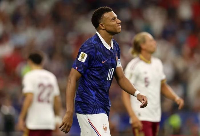 Kylian Mbappe thất vọng khi Pháp dừng bước trước Tây Ban Nha ở bán kết World Cup 2026. Ảnh: Getty.
