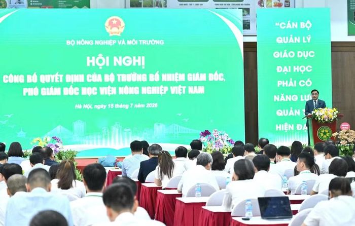 Thứ trưởng Bộ Nông nghiệp và Môi trường Nguyễn Quốc Trị phát biểu tại Hội nghị.