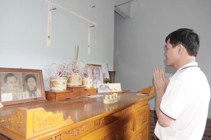 Ông Hoàng Ngọc Thơm (thôn 3, xã Vị Xuyên, tỉnh Tuyên Quang) luôn đau đáu đi tìm di cốt người cha là liệt sĩ Hoàng Minh Liệu. Ảnh: Nguyễn Minh