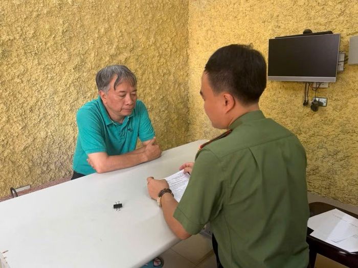 Bị can Nguyễn Văn Yên - Trưởng ban biên tập Nhà xuất bản Hội nhà văn.