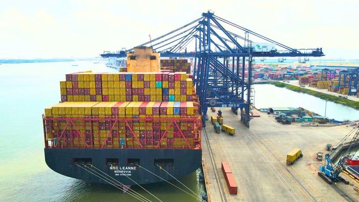 Chi phí vận tải tăng đang tạo thêm áp lực lên nhiều ngành xuất khẩu của Việt Nam. Ảnh: SSIT.