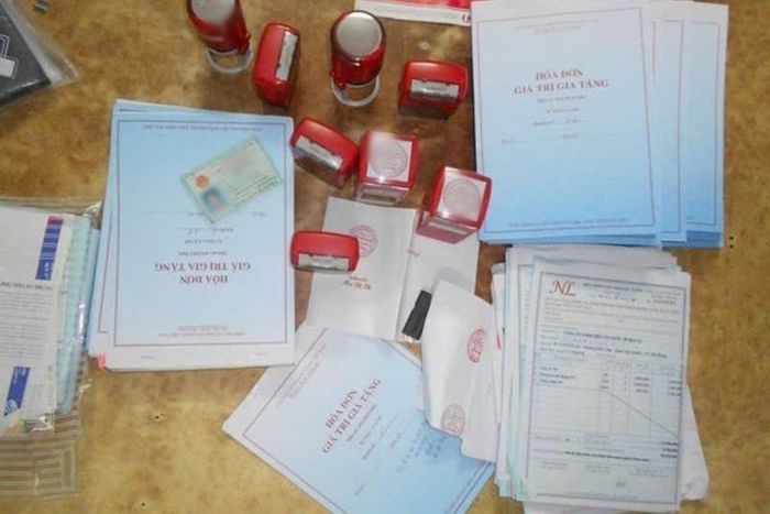 Nhiều hệ lụy từ mua bán hóa đơn khống