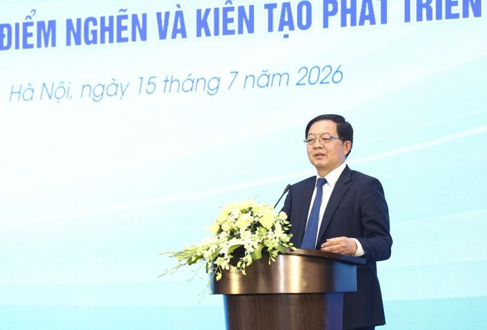 Phó Thủ tướng Chính phủ Hồ Quốc Dũng nhấn mạnh, Đảng và Nhà nước xác định khoa học, công nghệ, đổi mới sáng tạo và chuyển đổi số là động lực chủ yếu cho giai đoạn phát triển mới.