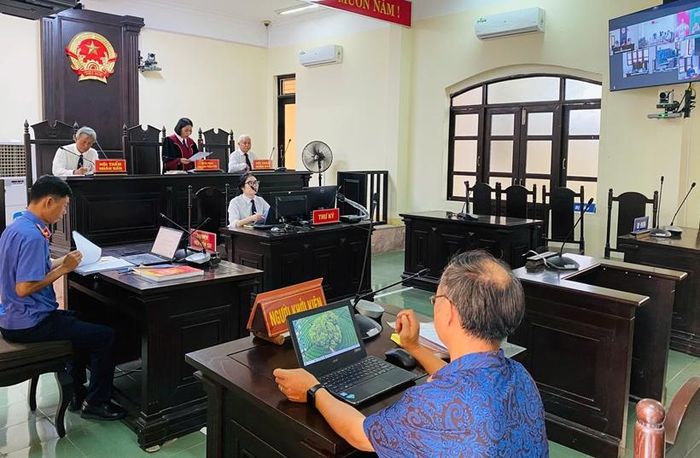  Đại diện VKSND khu vực 5, TP Đà Nẵng tham gia phiên tòa xét xử.
