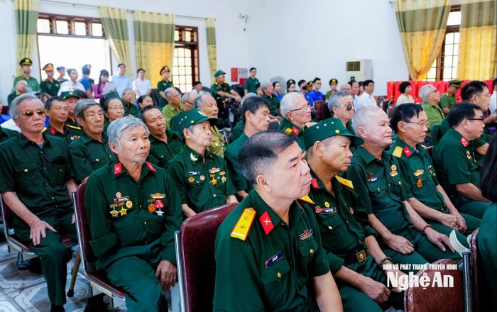 Các thương binh, bệnh binh đang được chăm sóc, điều trị tại Trung tâm Điều dưỡng Thương binh Nghệ An. Ảnh: Phạm Bằng