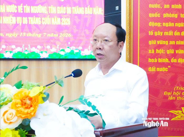 Đồng chí Bùi Thanh An - Ủy viên Ban Thường vụ Tỉnh ủy, Phó Chủ tịch Thường trực UBND tỉnh phát biểu chỉ đạo tại hội nghị. Ảnh: Mai Hoa