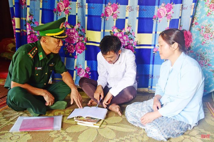 Sẵn sàng đồng hành với học sinh nghèo vượt khó.
