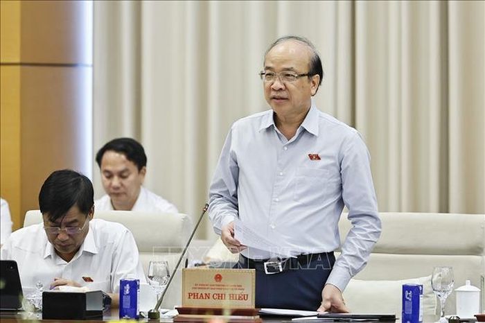 Chủ nhiệm Ủy ban Pháp luật và Tư pháp của Quốc hội Phan Chí Hiếu phát biểu. Ảnh: Doãn Tấn/TTXVN