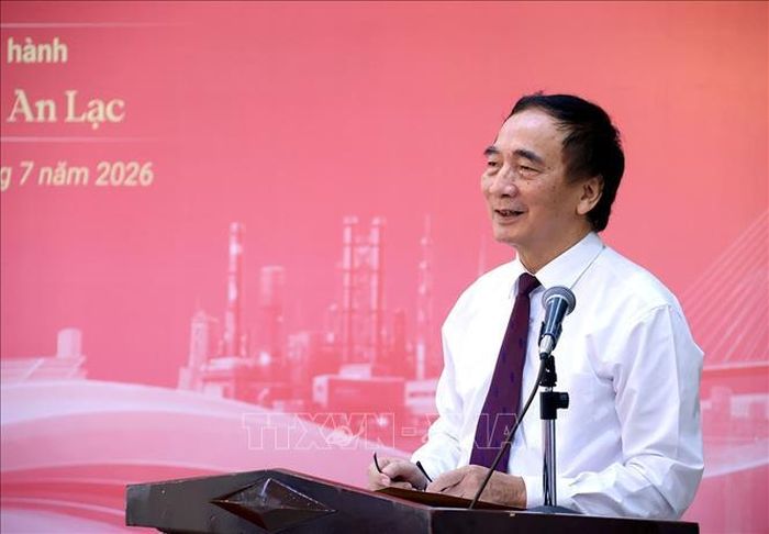 Chủ tịch Hiệp hội Tư vấn Tài chính Việt Nam Lê Minh Nghĩa phát biểu. Ảnh: Tuấn Anh/TTXVN