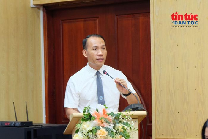 Luật sư Nguyễn Văn Hà, Phó Tổng Thư ký Liên đoàn Luật sư Việt Nam phát biểu tại tọa đàm.