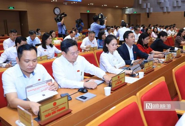 HĐND Thành phố Hà Nội đã thông qua Nghị quyết quy định cơ chế hỗ trợ bữa ăn bán trú cho học sinh tiểu học trên địa bàn thành phố (Ảnh: Quang Thái).