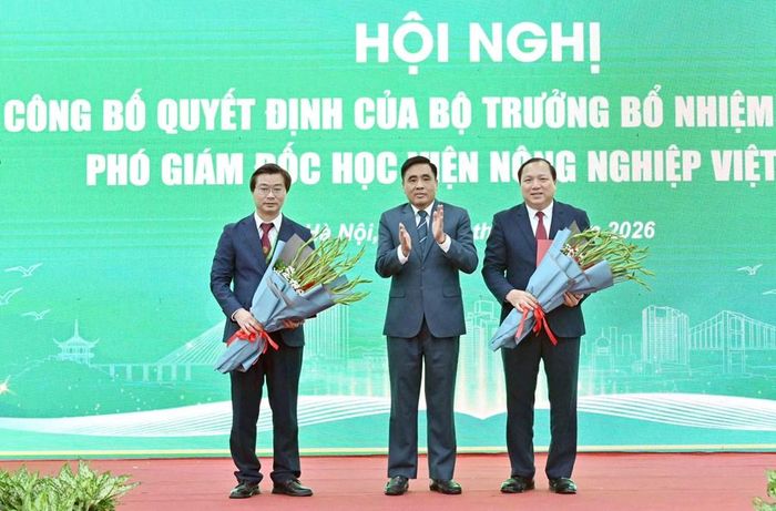 Bổ nhiệm các Phó giám đốc Học viện Nông nghiệp Việt Nam. Ảnh: Bích Hồng/Bnews/vnanet.vn